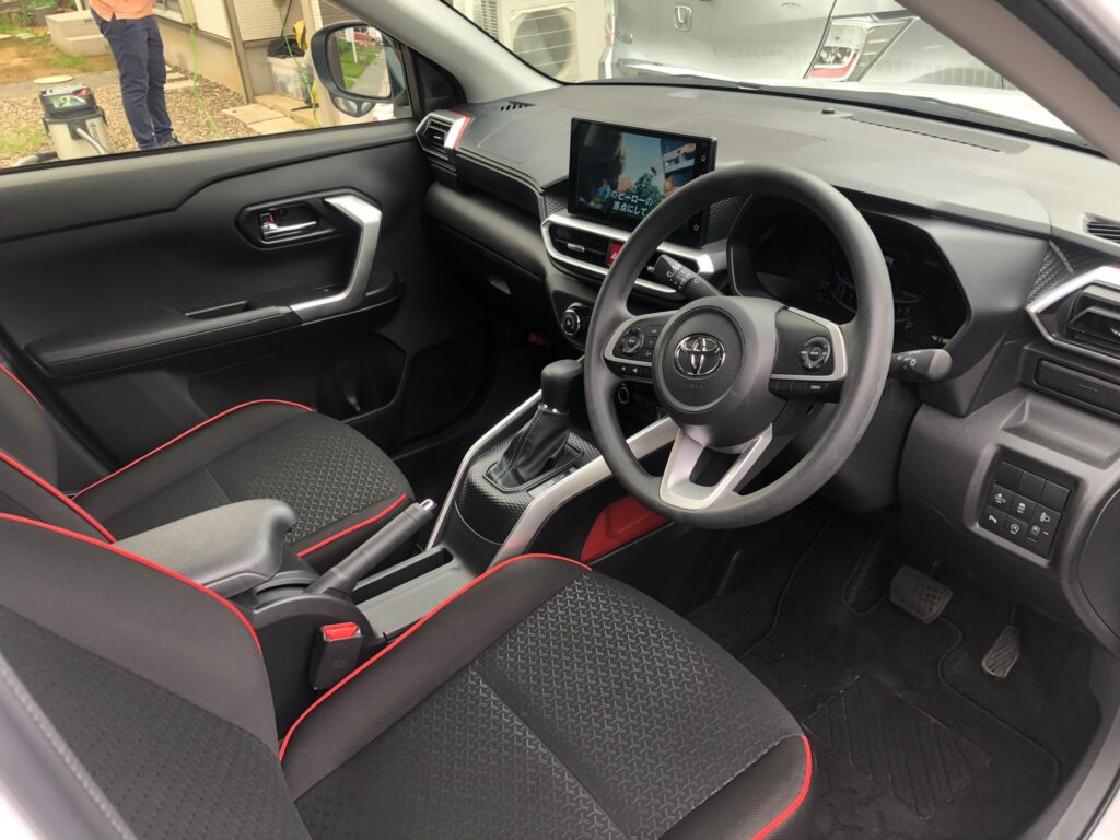 中古車トヨタ ライザRAIZAの内装