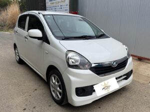 中古車 ダイハツミラ フロント