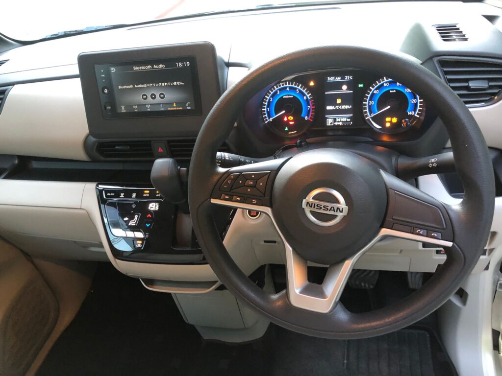 日産ルークス ダッシュボード