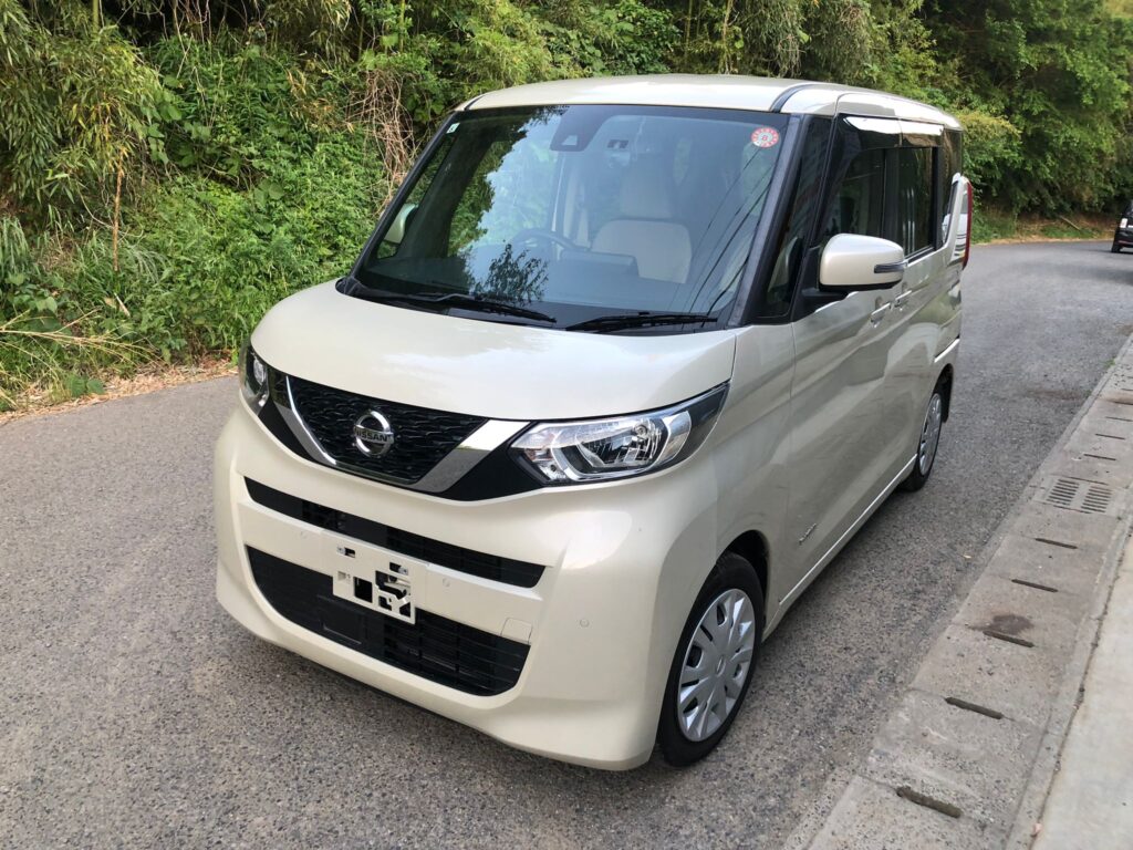 日産ルークス 外観