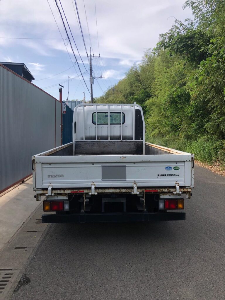 マツダタイタントラック 後ろ