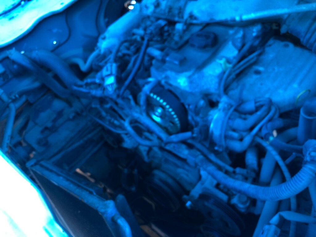 エンジン・クラッチオーバーホールの様子