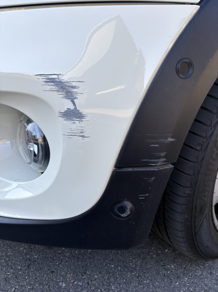 MINI Cooper傷修理事例